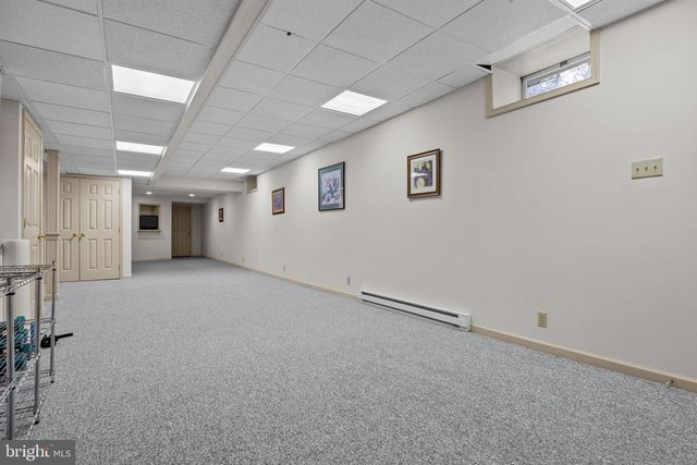21 SHADY SPRINGS DR, Doylestown, PA 18901