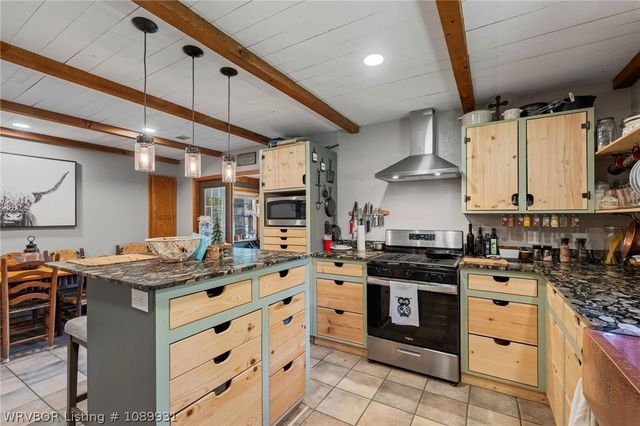 1949 Carter Lane, Alma, AR 72921