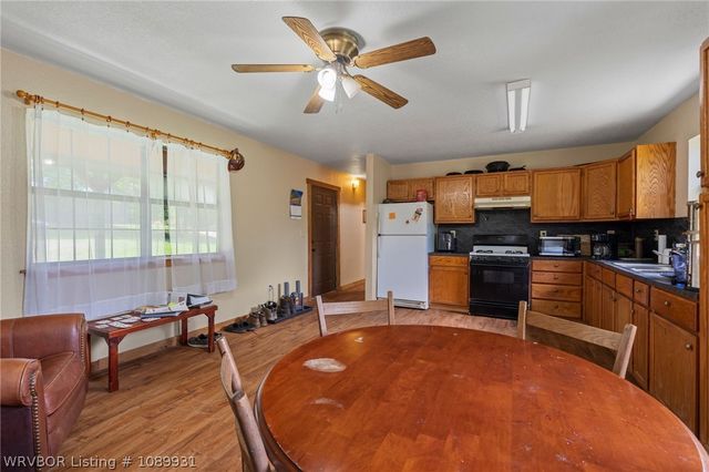 1949 Carter Lane, Alma, AR 72921