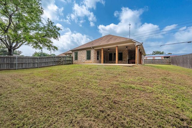 13165 Vicki Lynn Ln, Troup, TX 75789