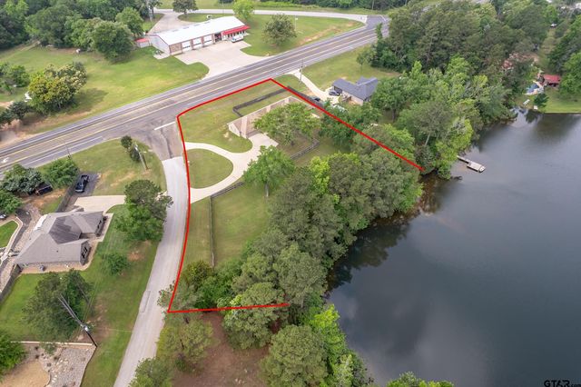 13165 Vicki Lynn Ln, Troup, TX 75789