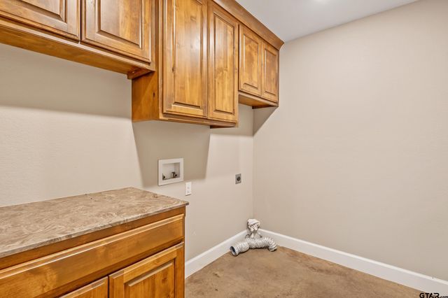 13165 Vicki Lynn Ln, Troup, TX 75789