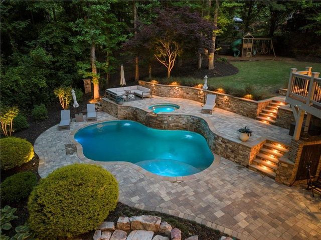 15873 Meadow King Court, Milton, GA 30004