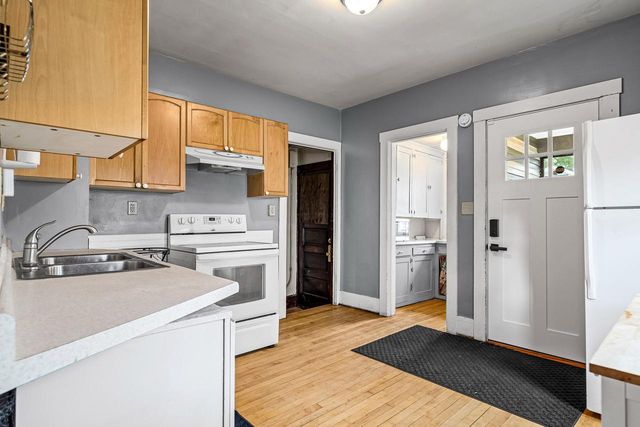 1328 George STREET, La Crosse, WI 54603