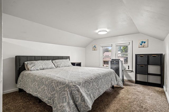 1328 George STREET, La Crosse, WI 54603
