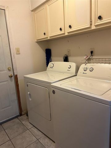 11122 Thackery Lane, Houston, TX 77016