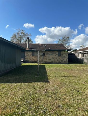 11122 Thackery Lane, Houston, TX 77016