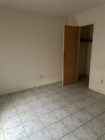 11122 Thackery Lane, Houston, TX 77016