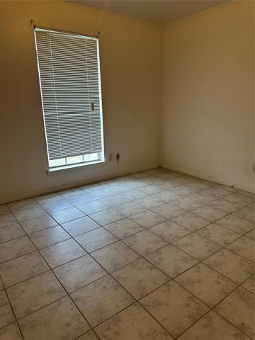 11122 Thackery Lane, Houston, TX 77016