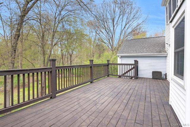 34 Jackson Road, Briarcliff Manor, NY 10510