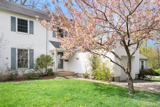 34 Jackson Road, Briarcliff Manor, NY 10510