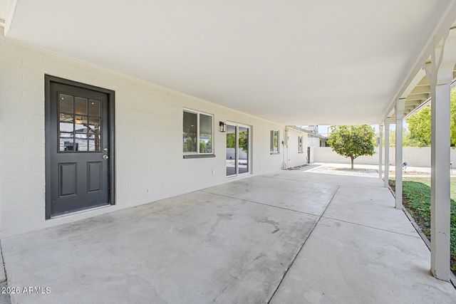 1818 W MORTEN Avenue, Phoenix, AZ 85021