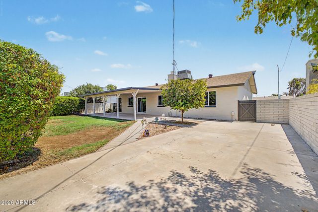 1818 W MORTEN Avenue, Phoenix, AZ 85021