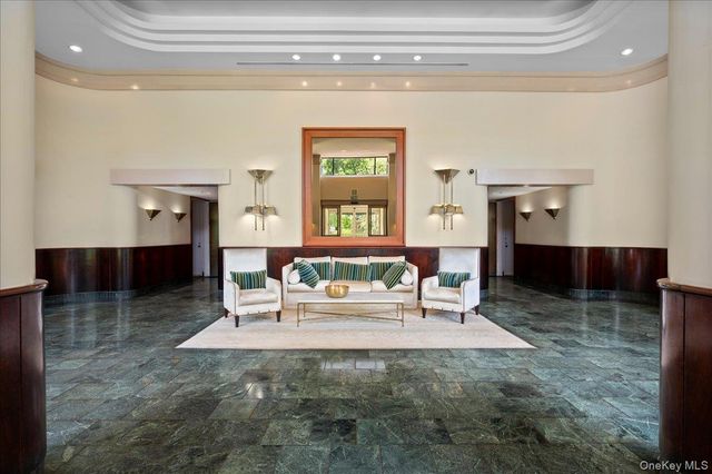 35 N Chatsworth Avenue 2H, Larchmont, NY 10538