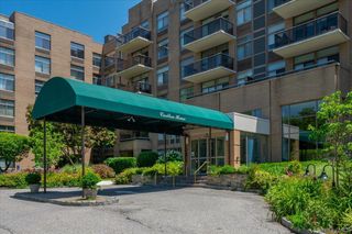 35 N Chatsworth Avenue 2H, Larchmont, NY 10538