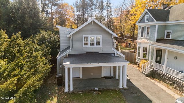 1681 Tibbits Avenue, Troy, NY 12180