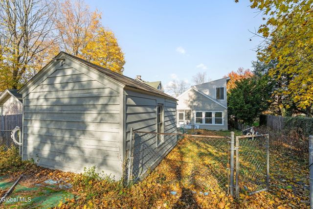 1681 Tibbits Avenue, Troy, NY 12180