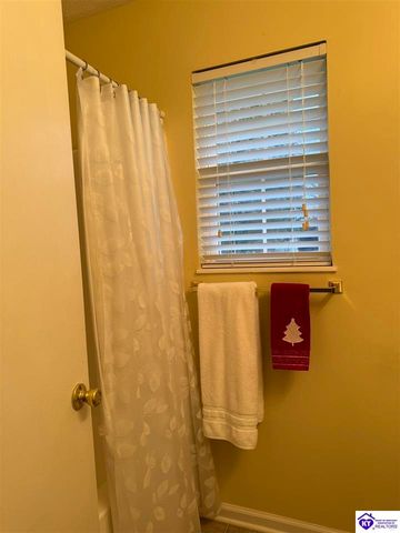 1403 Fleming Drive, Elizabethtown, KY 42701