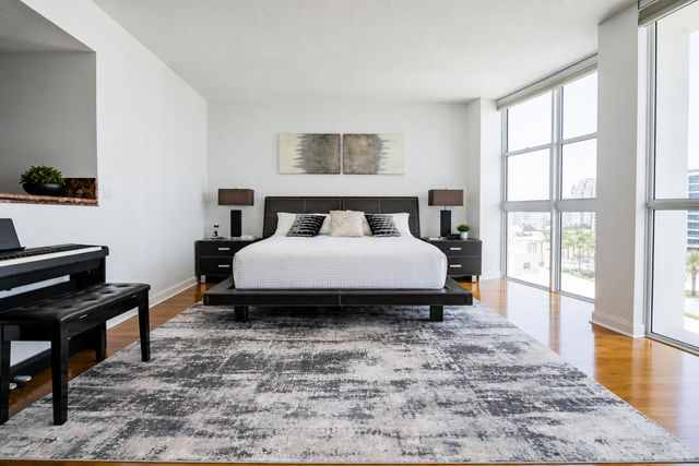 111 SE 8th Avenue 1402, Fort Lauderdale, FL 33301