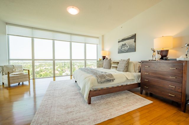 111 SE 8th Avenue 1402, Fort Lauderdale, FL 33301