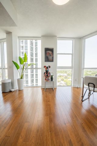 111 SE 8th Avenue 1402, Fort Lauderdale, FL 33301