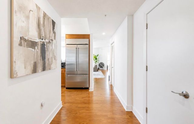 111 SE 8th Avenue 1402, Fort Lauderdale, FL 33301