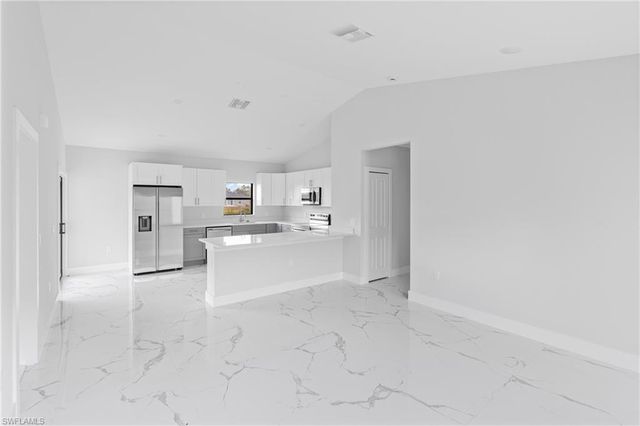 556 Woodview DR, Lehigh Acres, FL 33972