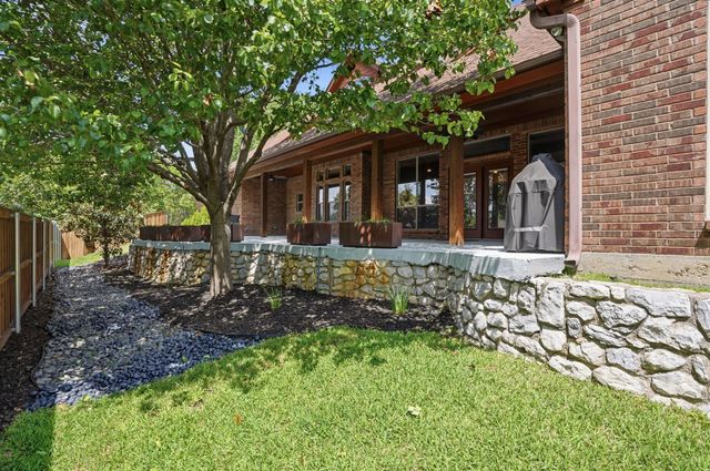 700 Briar Ridge Drive, Keller, TX 76248