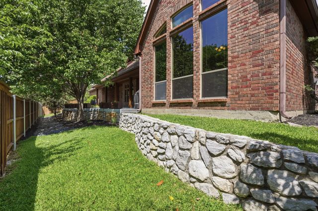 700 Briar Ridge Drive, Keller, TX 76248