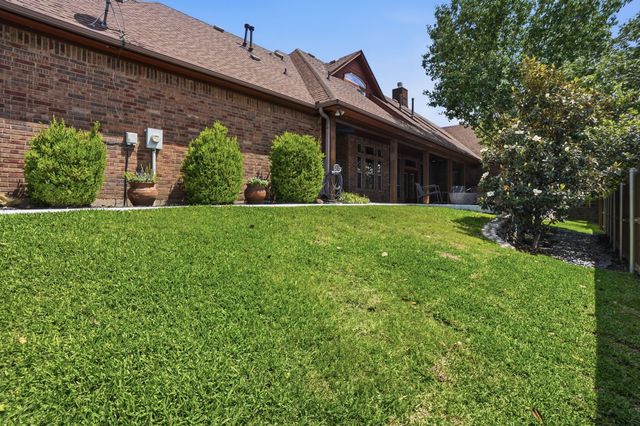 700 Briar Ridge Drive, Keller, TX 76248