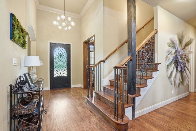 700 Briar Ridge Drive, Keller, TX 76248