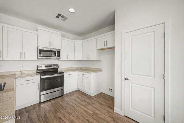35096 N PALM Drive, San Tan Valley, AZ 85140