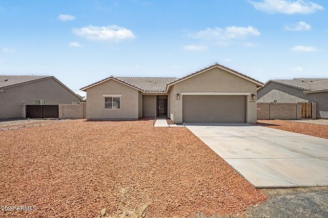 35096 N PALM Drive, San Tan Valley, AZ 85140