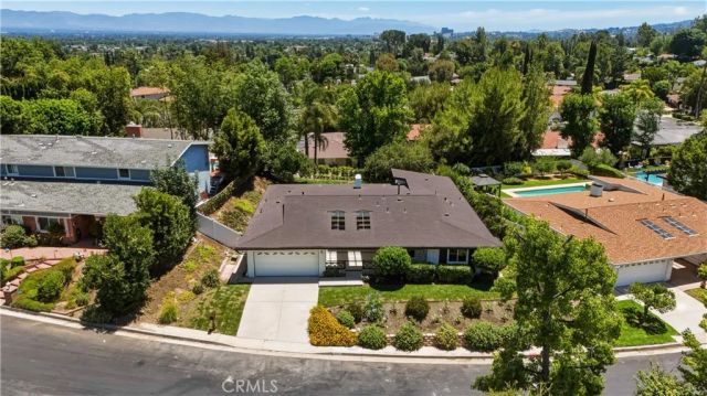 5932 Pat Avenue, Woodland Hills, CA 91367