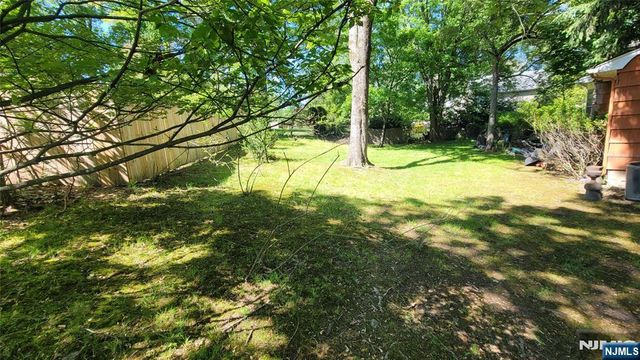 283 Cambridge Road, Hillsdale, NJ 07642