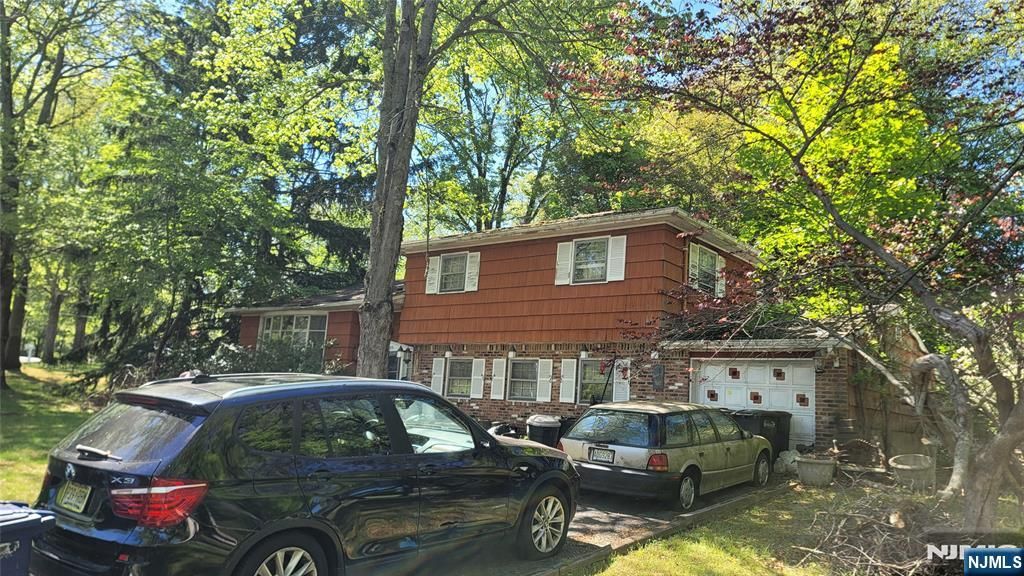 283 Cambridge Road, Hillsdale, NJ 07642