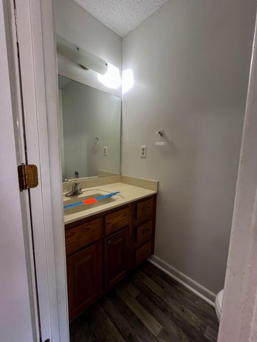 6 Akokisa Drive, Cherokee Village, AR 72525