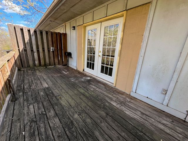 6 Akokisa Drive, Cherokee Village, AR 72525
