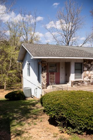 6 Akokisa Drive, Cherokee Village, AR 72525