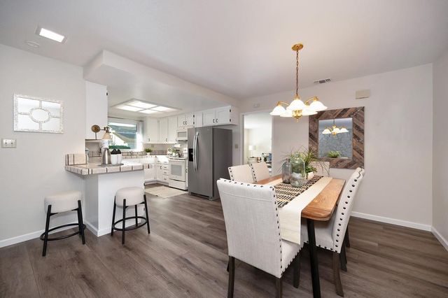 5407 Lequel Way, Carmichael, CA 95608