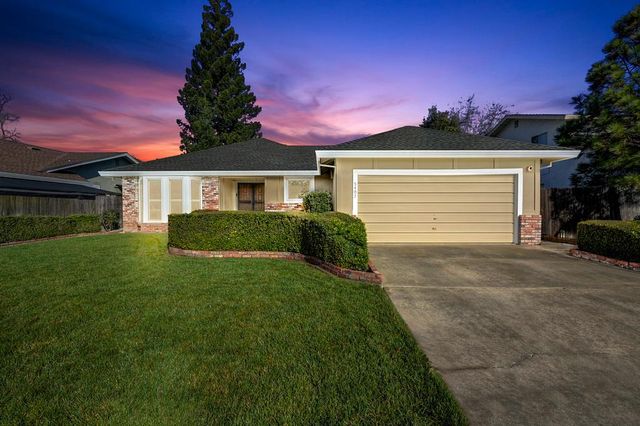 5407 Lequel Way, Carmichael, CA 95608