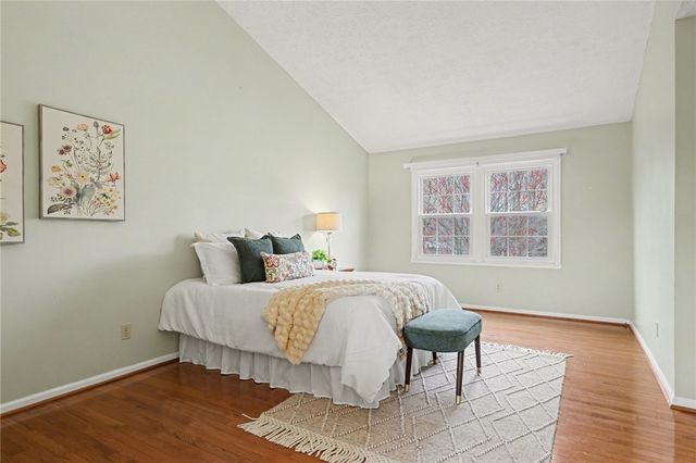 921 Basswood Dr, Webster, NY 14580