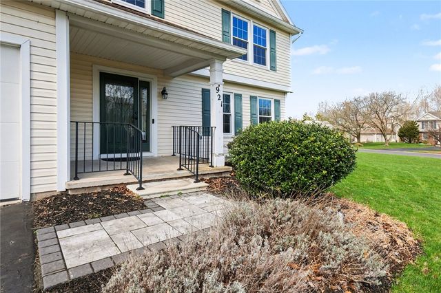 921 Basswood Dr, Webster, NY 14580