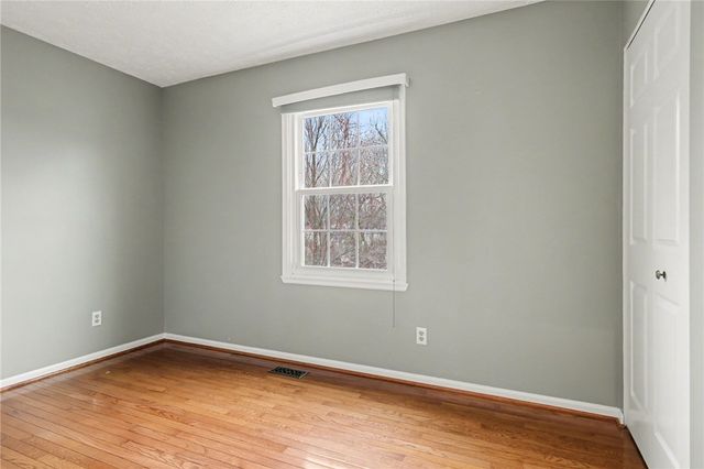 921 Basswood Dr, Webster, NY 14580