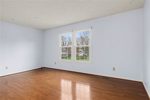 921 Basswood Dr, Webster, NY 14580