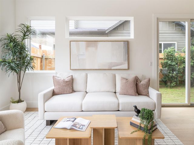 6409 Bradsher B, Austin, TX 78745