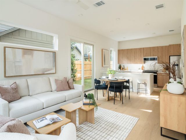 6409 Bradsher B, Austin, TX 78745