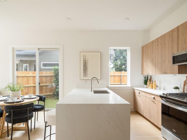 6409 Bradsher B, Austin, TX 78745