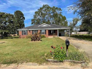 62 Northgate Circle, Loxley, AL 36551