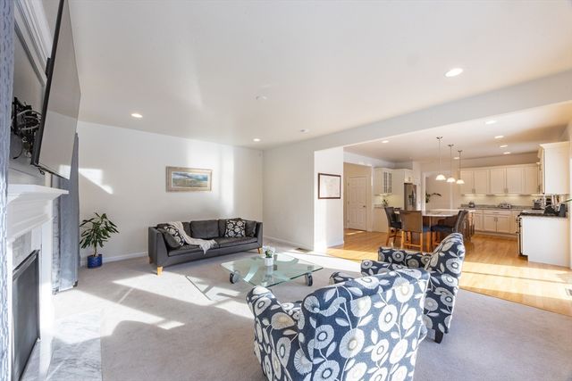 1194 Sharps Lot Road, Swansea, MA 02777